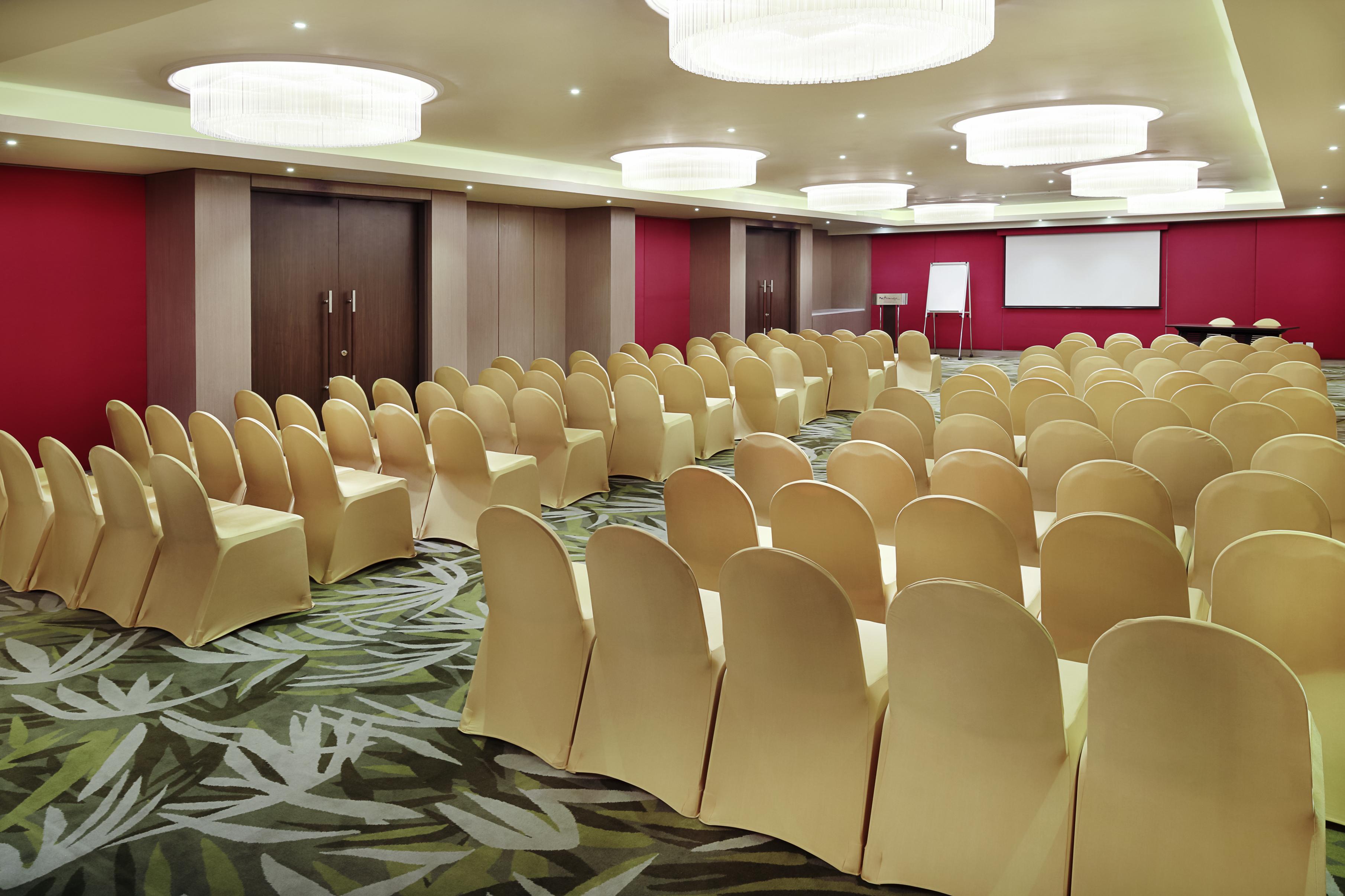 Asaya Hotel Kota Kinabalu - Refurbished 2024 Экстерьер фото