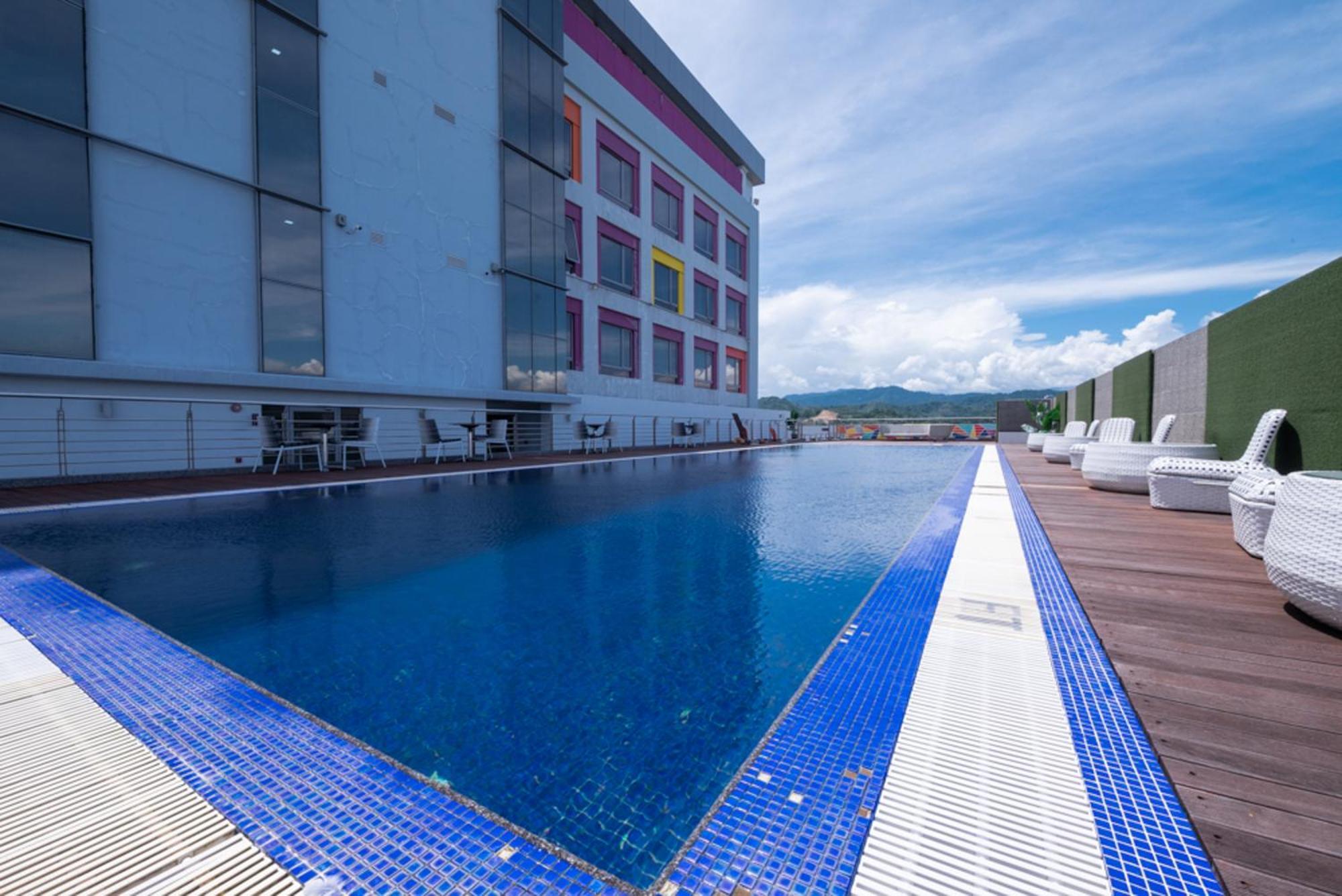 Asaya Hotel Kota Kinabalu - Refurbished 2024 Экстерьер фото